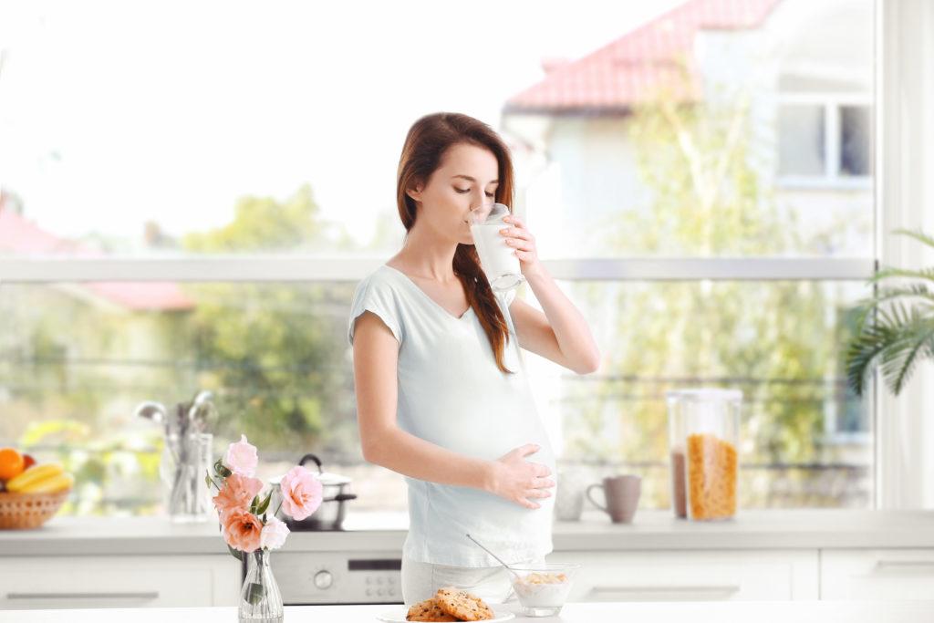 Chế độ ăn uống khi mang thai giúp dinh dưỡng vào con - ít vào mẹ